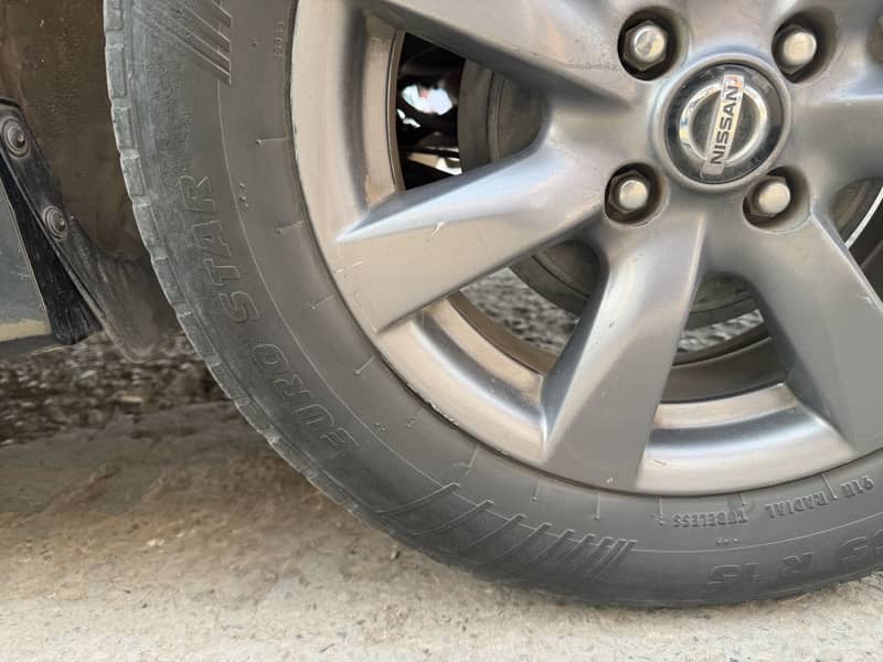 Bridgestone Tyre 4 17