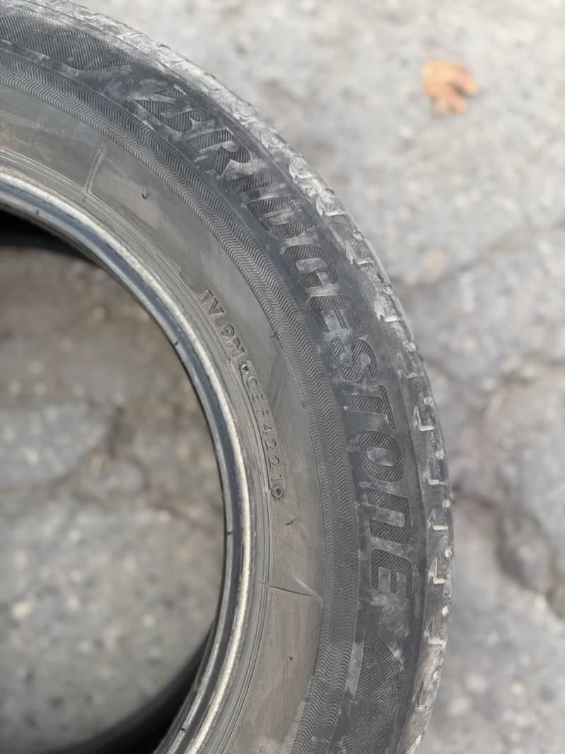 Bridgestone Tyre 4 20