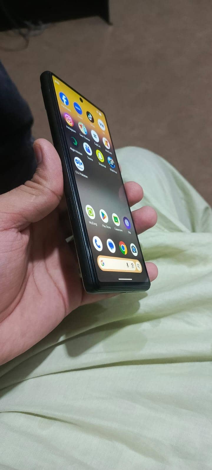 Google pixel 6A 3