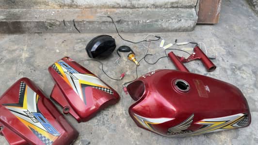 Honda 125 1st copy 25 model tanki tapy nd front back light