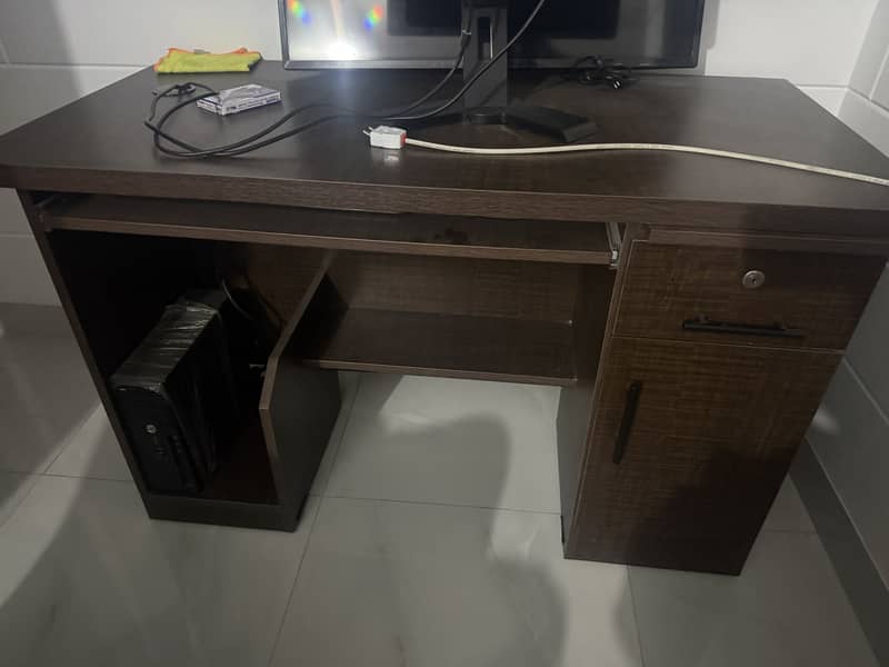 Computer setup table 1