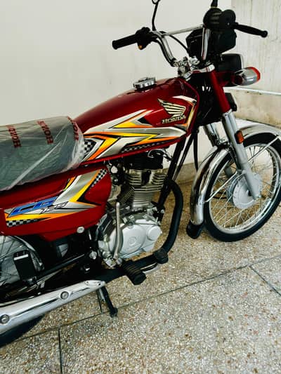 Honda 125 2025 | Model 2025 | 1100 KM Use Bike HONDA 125 Red