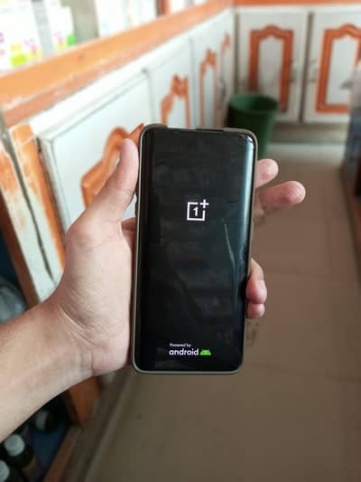 one plus 7tpro McLaren