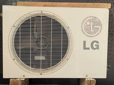 1 ton Ac good condition