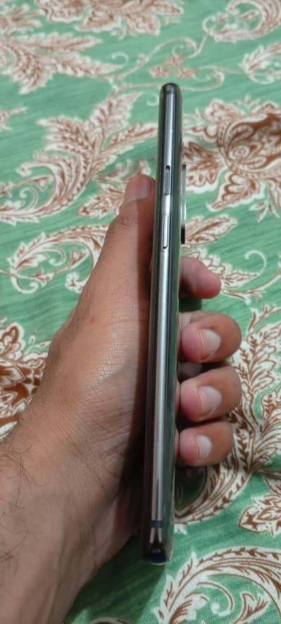ONE PLUS 7 PRO FULL LUSH MOBILE EXCHANGE POSSIBLE