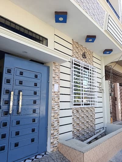 PARK FACING 120 SQYDS DOUBLE STOREY 40 FIT ROAD HOUSE FOR SALE IN SCHEME 33 KARACHI
