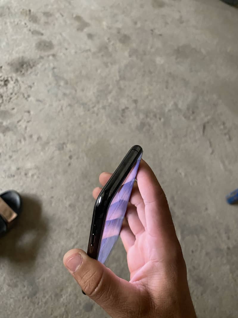 Iphone 11 pro 6