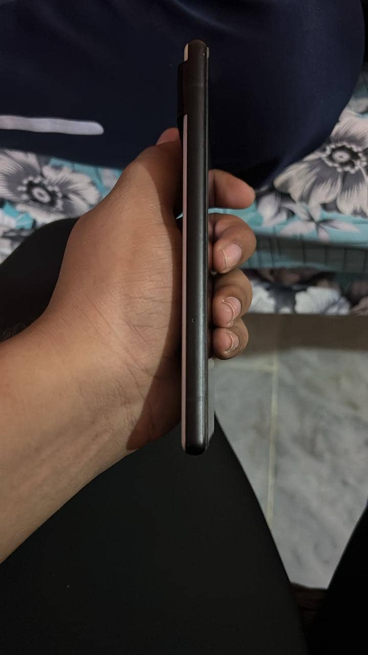 Google Pixel 6 5