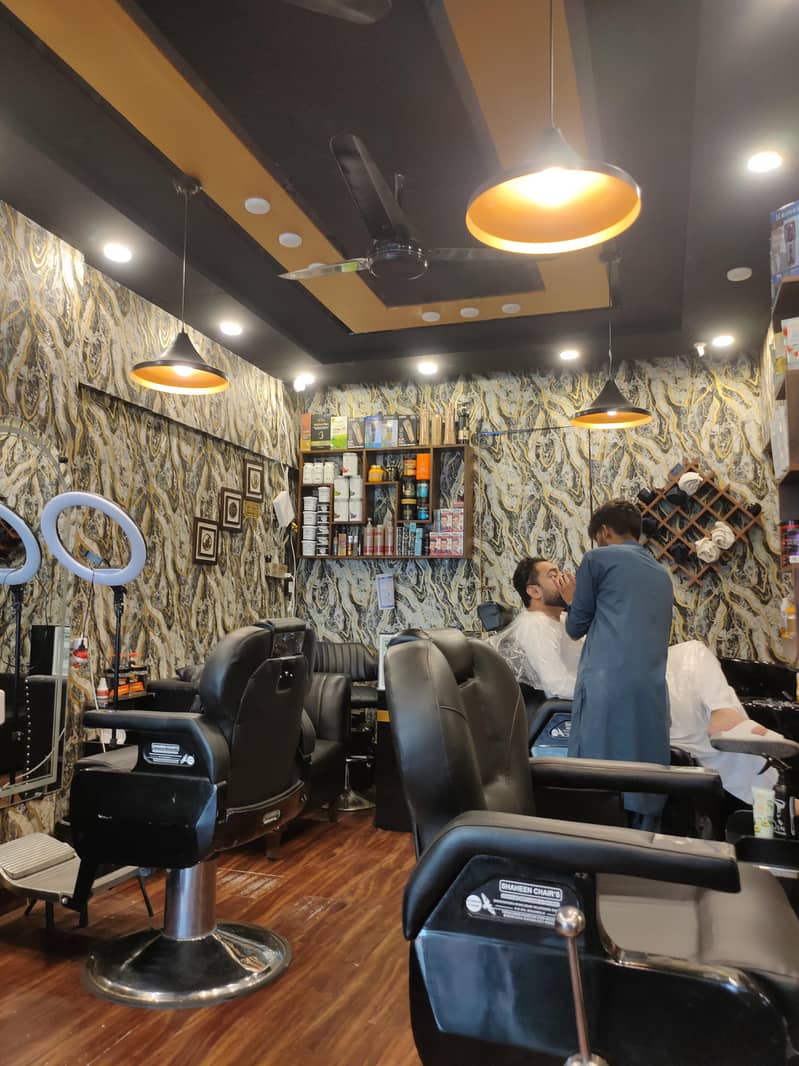 حجام کی ضرورت/ BARBER NEEDED 0