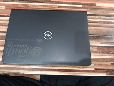 Dell Vostro 14-3468 i7 7th gen 8gb