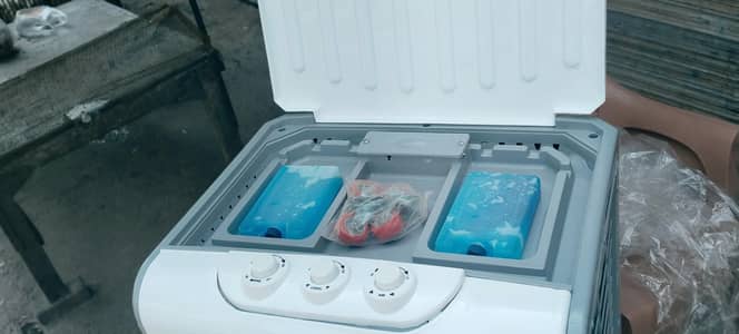 AC DC  ROOM COOLER 12 VOLT