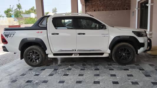 Toyota Hilux Rocco