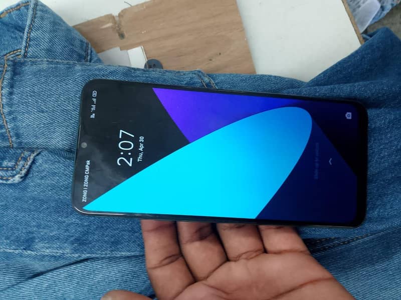 realme 4