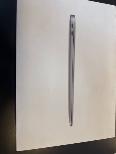 Apple Macbook air 8/256 space grey 2018-19 Good condition