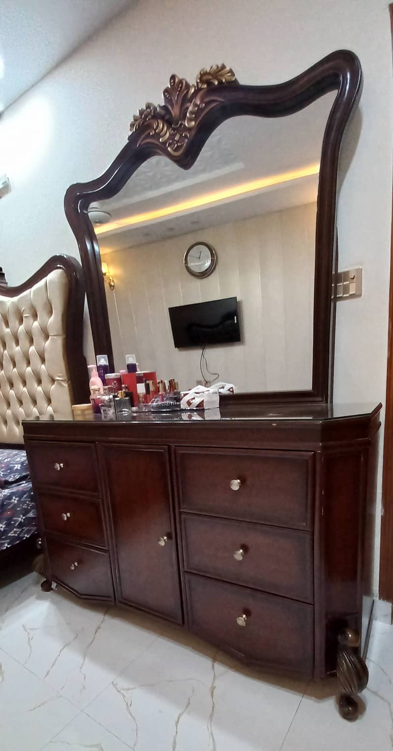 Wooden Solid Bed Set 2