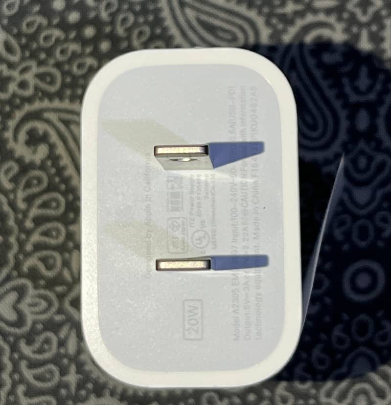 iphone original dock 0