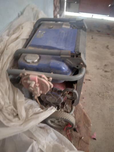2.5 kv generator