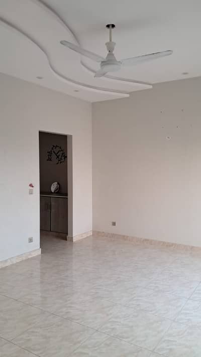 1 Kanal Upper Portion Available For Rent In DHA Lahore Phase 6 Block F
