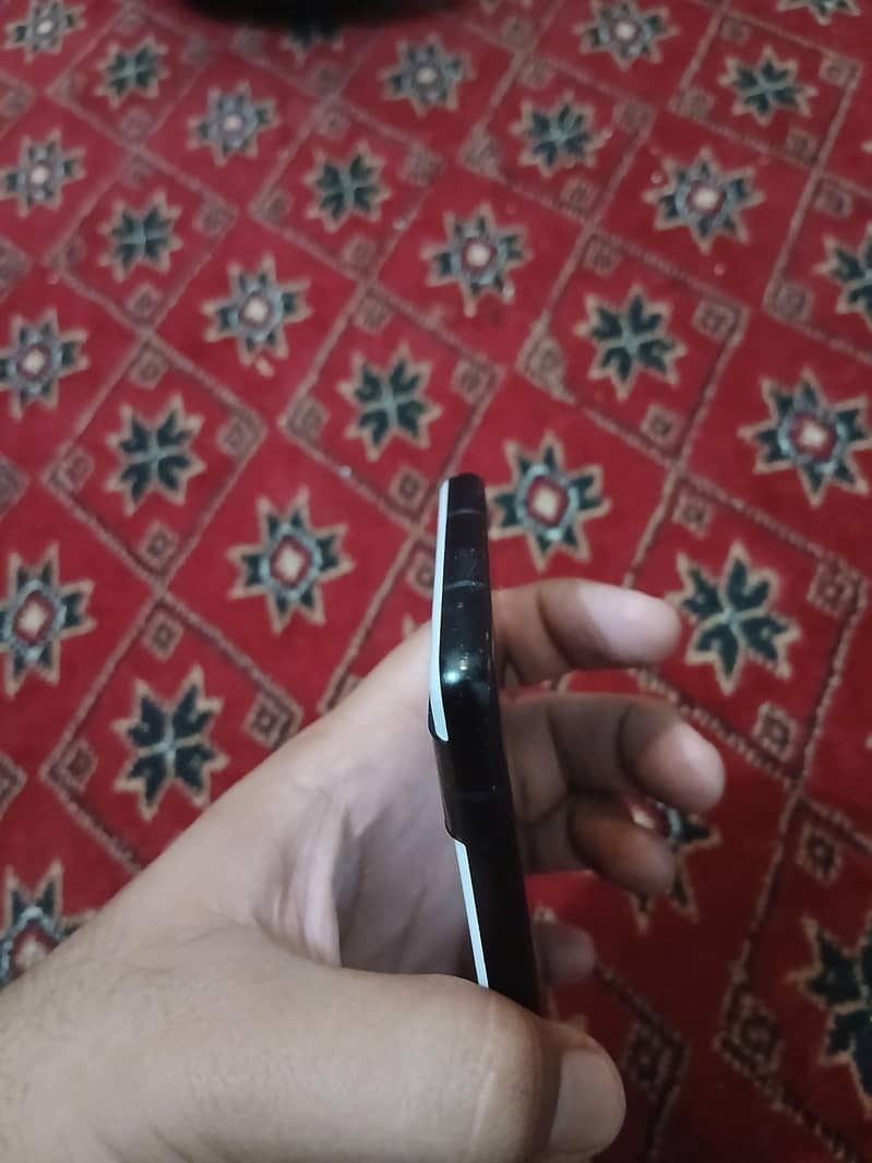 Google pixel 6a 3