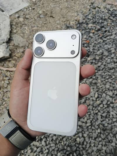 iphone XR converted 17 pro