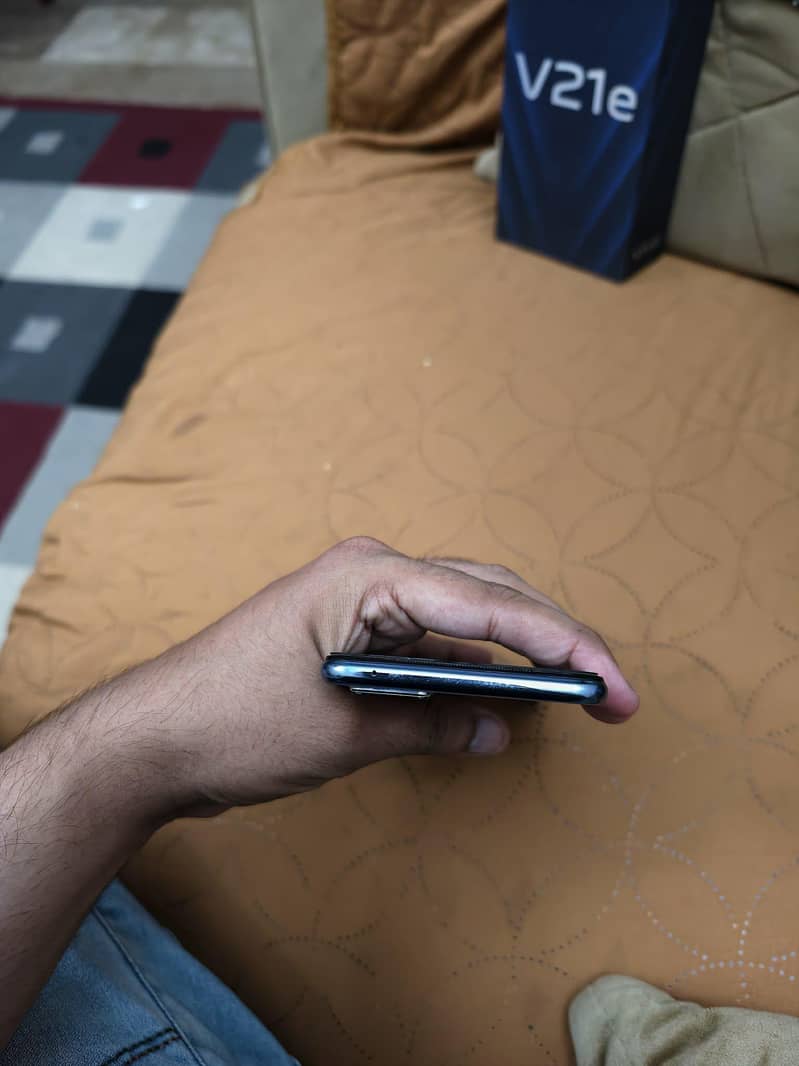 Vivo V21e 2