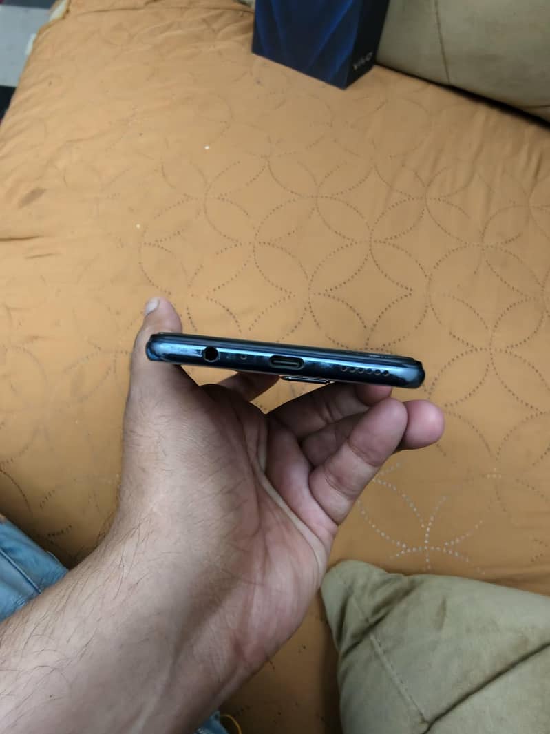 Vivo V21e 5
