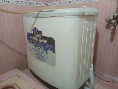 Washing machine with dryer like new Rs 22000