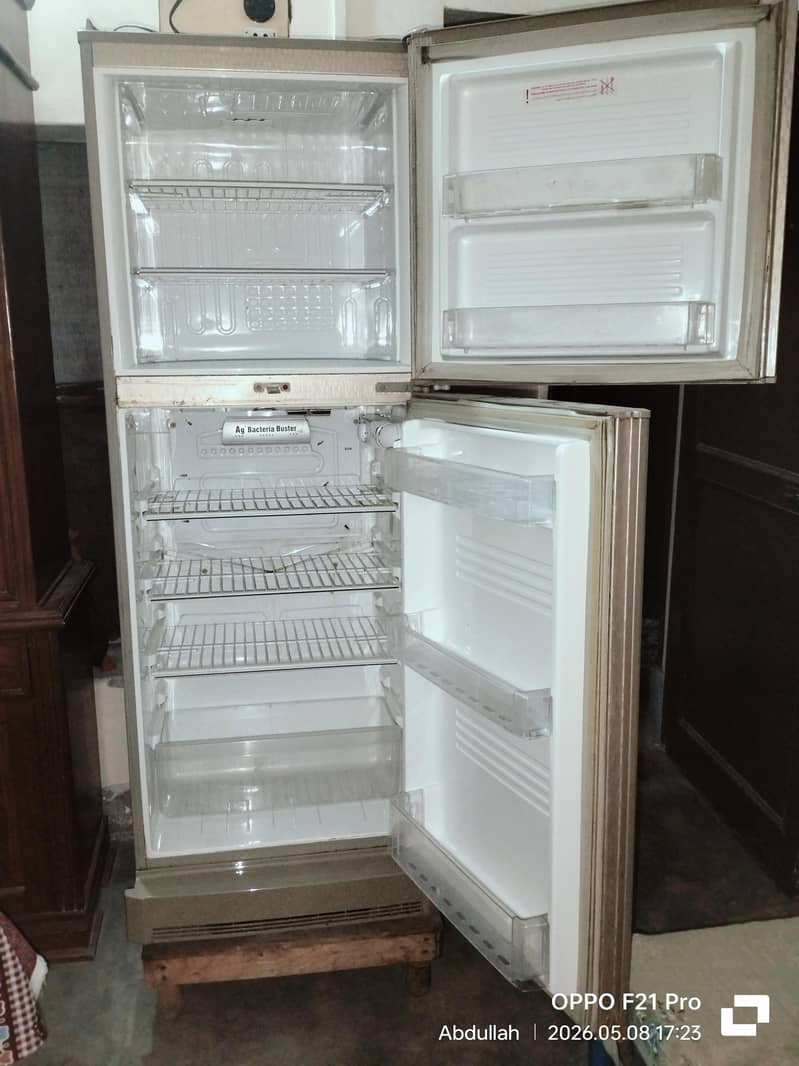 fridge 0