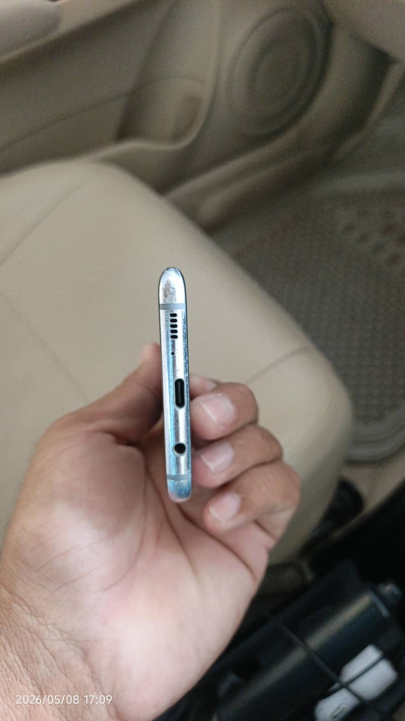 Samsung S8 plus 3