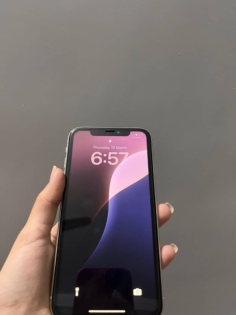 Apple iPhone 11 3