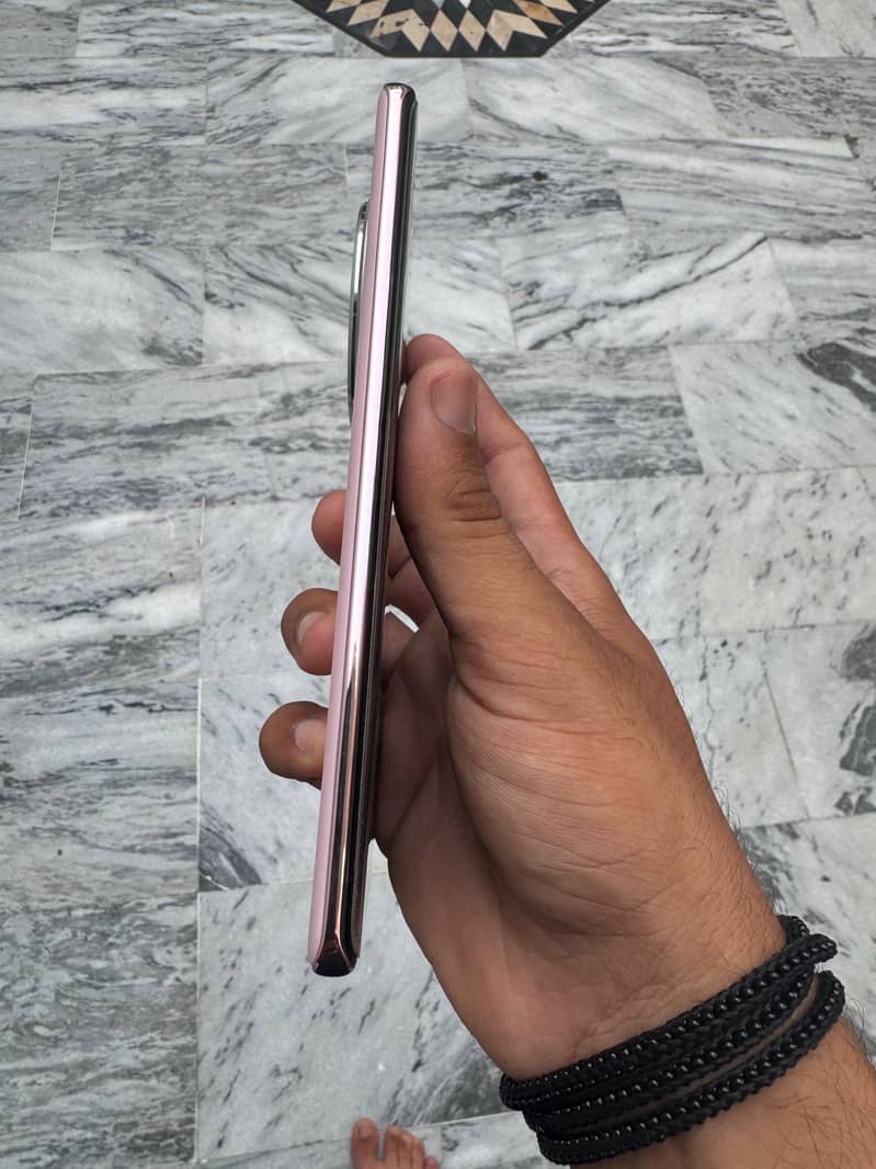 Infinix zero40 0