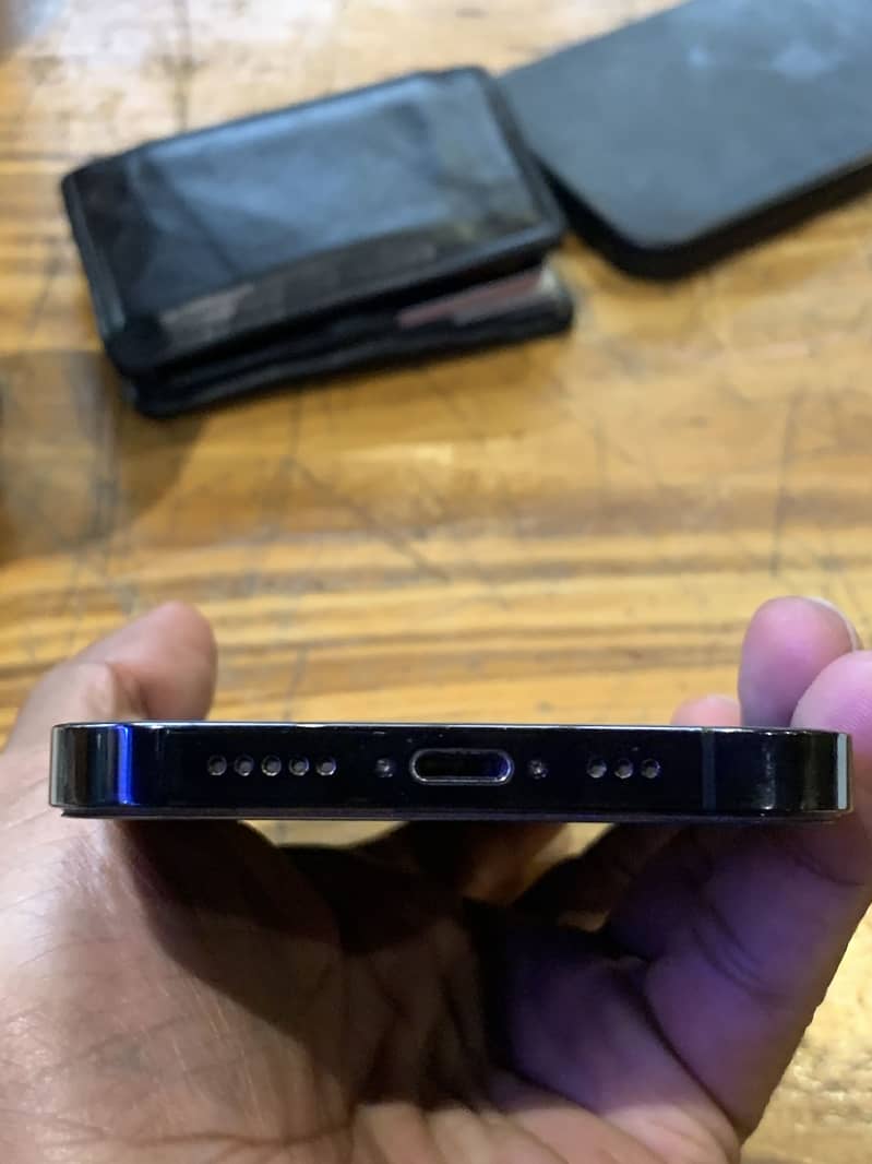 12 pro 0