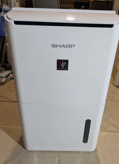 Dehumidifier Sharp 12L, Novita 30L, EuropeAce 25L, Novita 13L