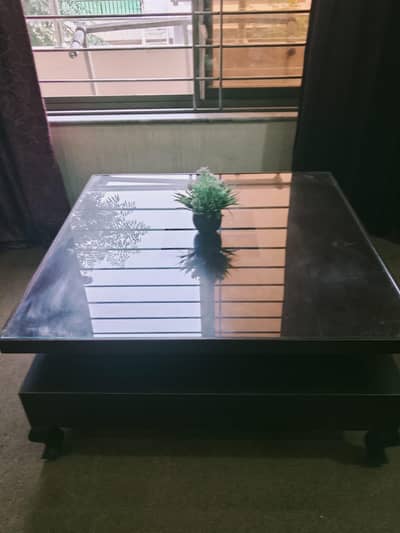 used center table for sale in good condition