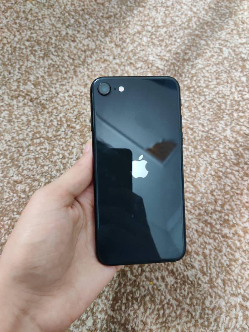 Iphone SE 2nd generation 0