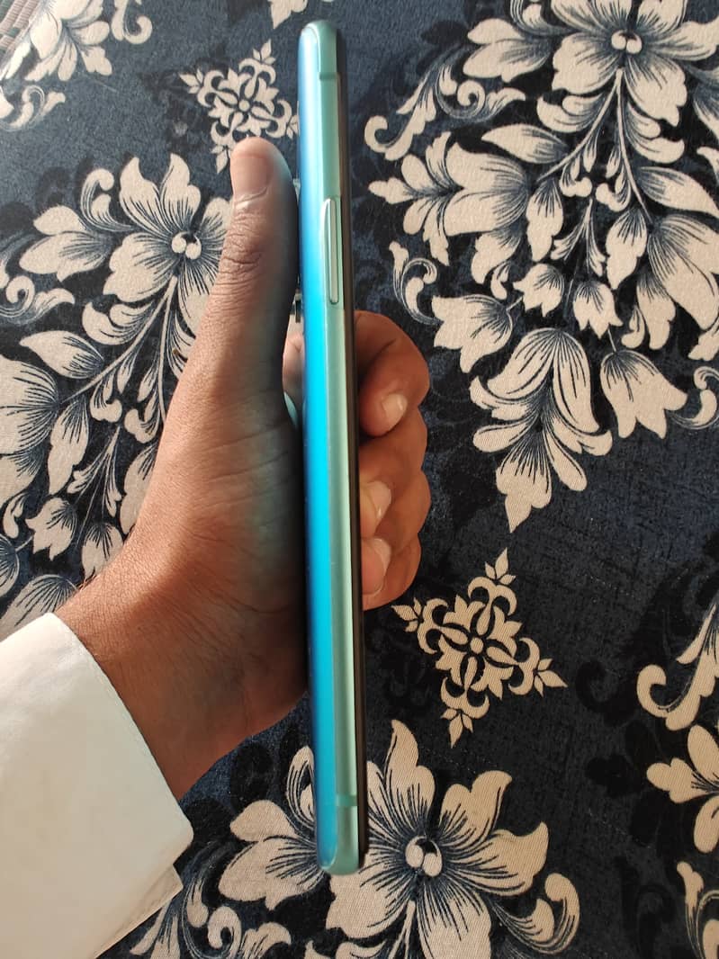 One Plus 8T 1