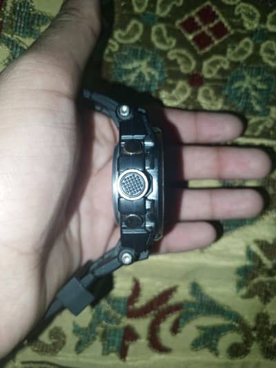 Fireboltt clickk 8/128 gb sim and camera