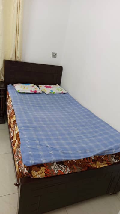 Single Wodden Bed With Al-Khair Medicated Mattress