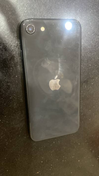I phone se 2022 64 gb ha wate pack