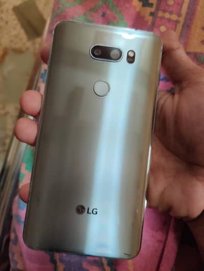 lg v30 4 64 officiall pta with box