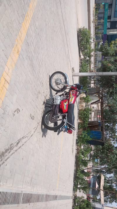 Honda CG 125 2025 | Karachi Registered | Excellent Condition