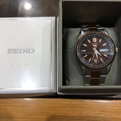Seiko 5 hand japanese swip movement hand watch