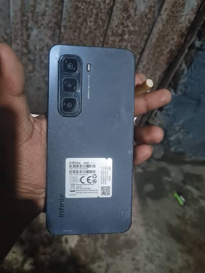 Infinix hot 50 pro 10by9 pannel change hai or koi easho ni