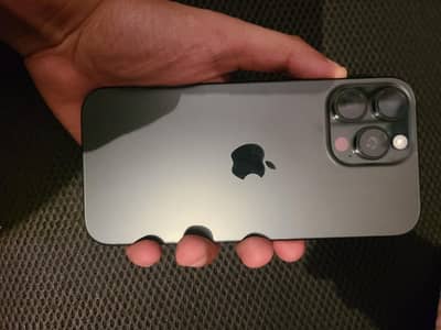 Iphone 16 Pro Max 10/10 Read Ad