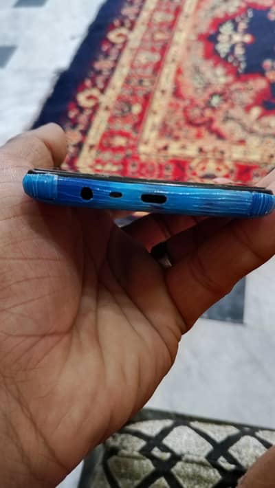 realme narzo 50i