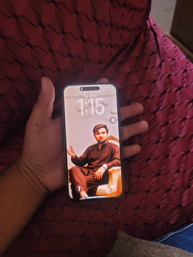 iphone 14 pro max 3