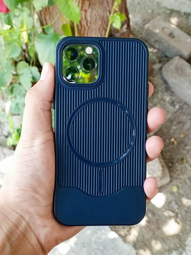 iphone 12 pro 3