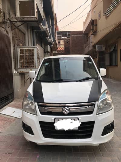 White Suzuki Wagon R 2019 model