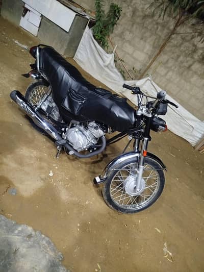 Honda 125 Black