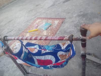 baby jhula nd baby cot
